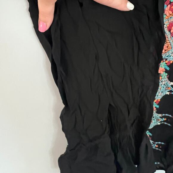 Andree by Unit Faux Poncho Top w/ Embroidered Neckline Women's Size Small - Picture 4 of 8